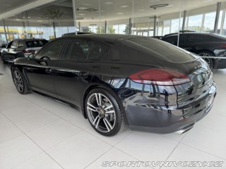 Porsche Panamera  2015