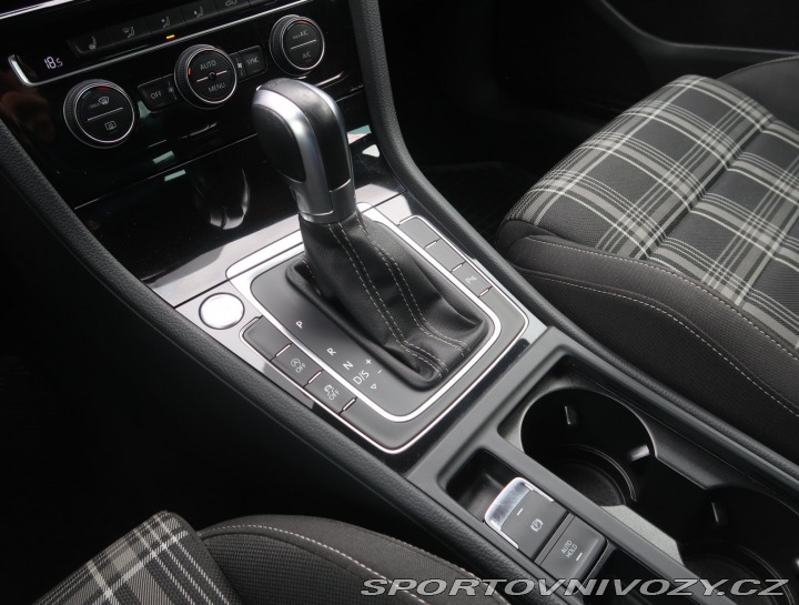 Volkswagen Golf 2.0 TDI GTD 2019