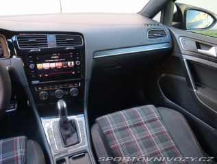 Volkswagen Golf R-Line 2.0 GTI Performanc 2018