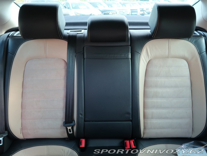 Volkswagen CC Sportline 2.0 TDI BMT 2012