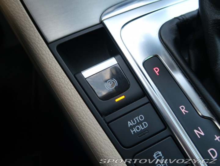 Volkswagen CC Sportline 2.0 TDI BMT 2012