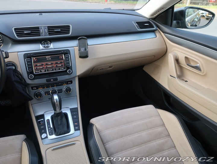 Volkswagen CC Sportline 2.0 TDI BMT 2012