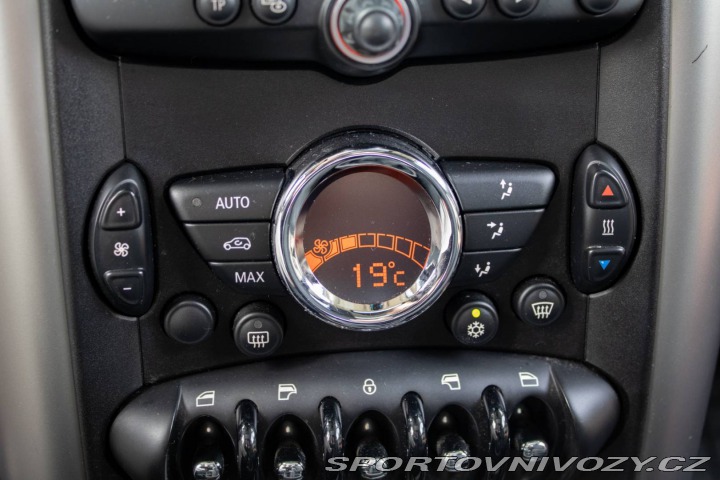 Mini Countryman Cooper 1.6i 85 kW / AJ N 2012