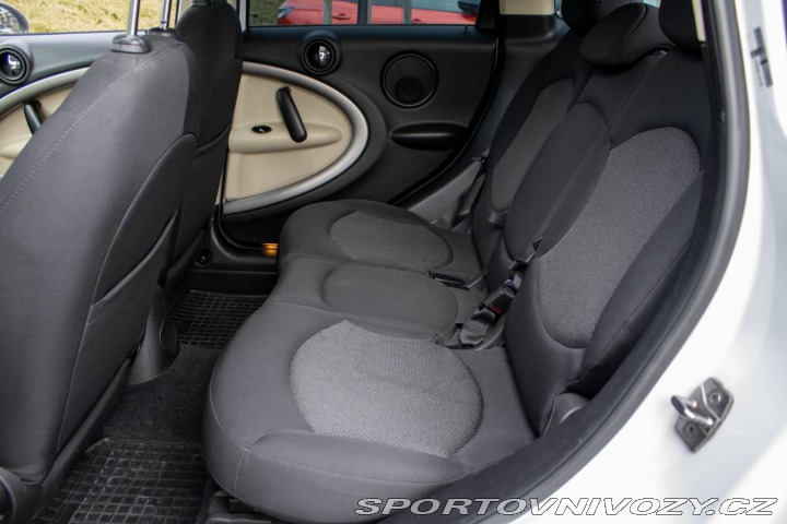 Mini Countryman Cooper  1.6i 85 kW / AJ 2012