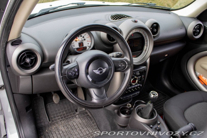 Mini Countryman Cooper  1.6i 85 kW / AJ 2012