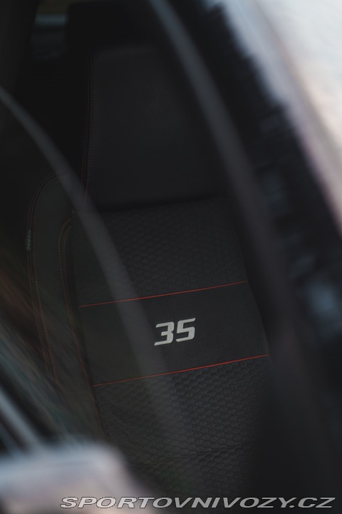 Volkswagen Golf GTI 2011