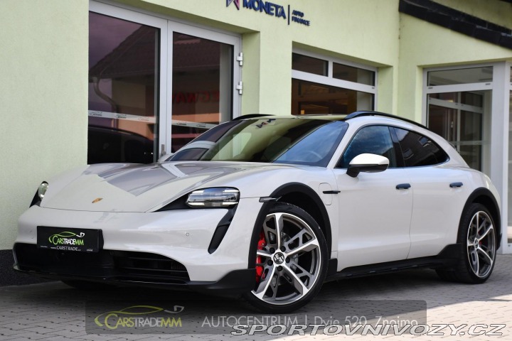 Porsche Taycan CROSS TURISMO REZERVACE 2021