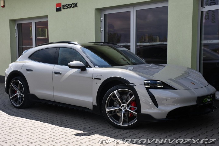 Porsche Taycan CROSS TURISMO REZERVACE 2021