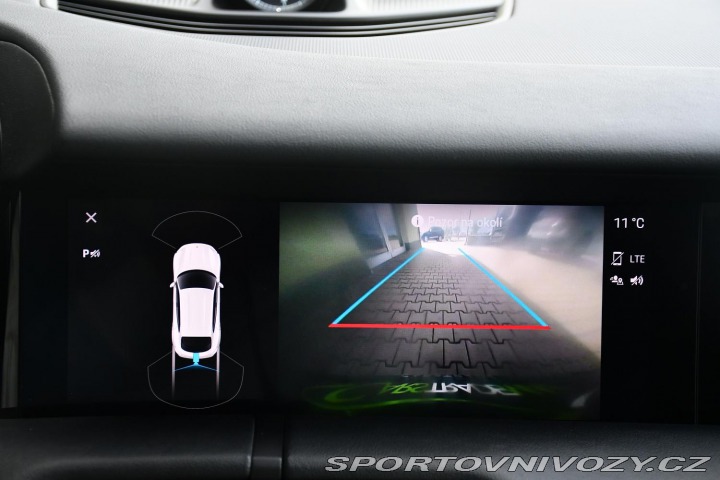 Porsche Taycan CROSS TURISMO REZERVACE 2021