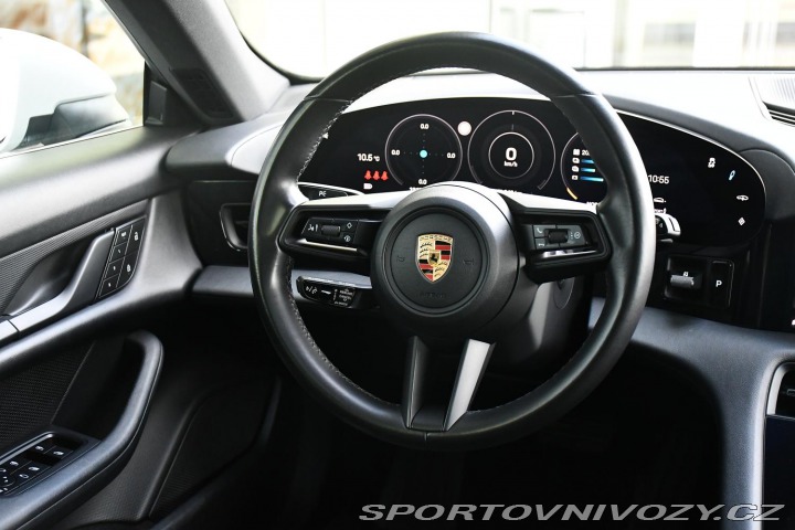 Porsche Taycan CROSS TURISMO REZERVACE 2021