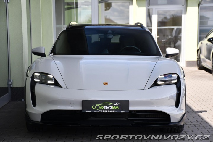 Porsche Taycan CROSS TURISMO REZERVACE 2021