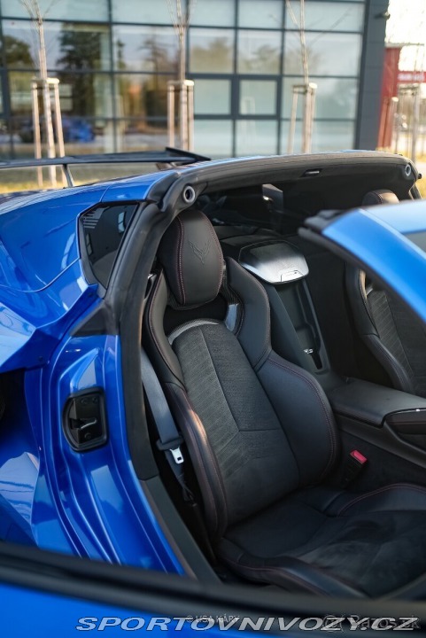 Chevrolet Corvette C8 STINGRAY Z51 2020