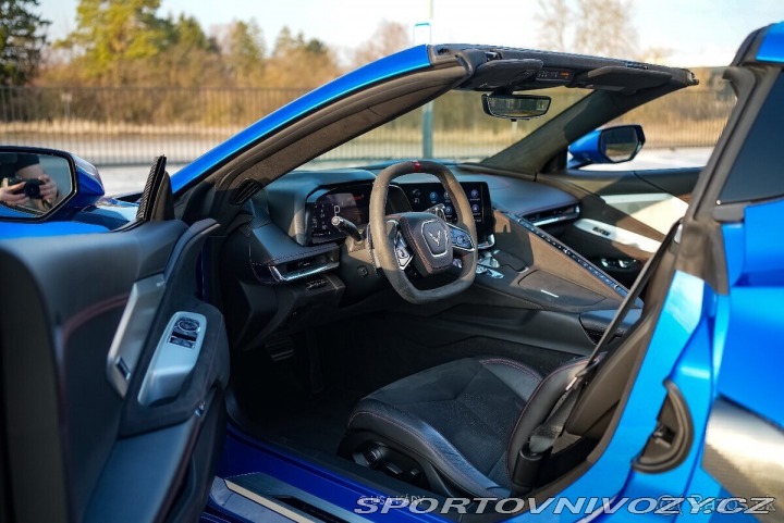 Chevrolet Corvette C8 STINGRAY Z51 2020
