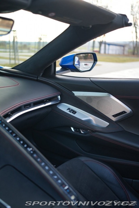 Chevrolet Corvette C8 STINGRAY Z51 2020