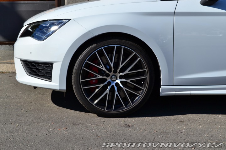 Seat Leon ST Cupra 2015