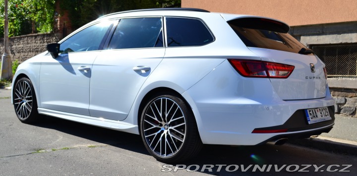 Seat Leon ST Cupra 2015