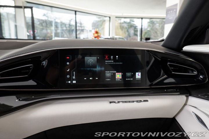 Ferrari Purosangue Pano/LIFT/Masáž/Ventilace 2026