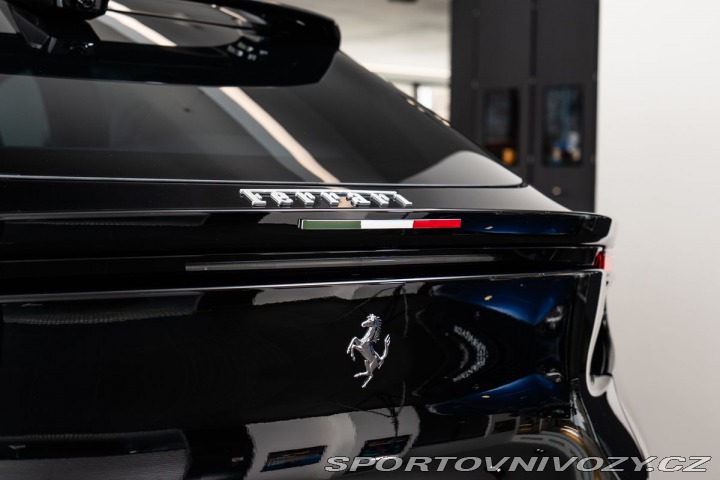 Ferrari Purosangue Pano/LIFT/Masáž/Ventilace 2026