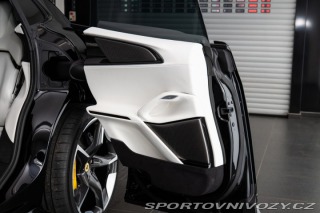 Ferrari Purosangue Pano/LIFT/Masáž/Ventilace 2026