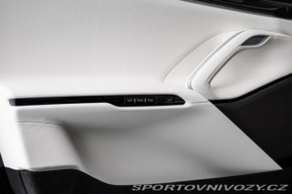 Ferrari Purosangue Pano/LIFT/Masáž/Ventilace 2026