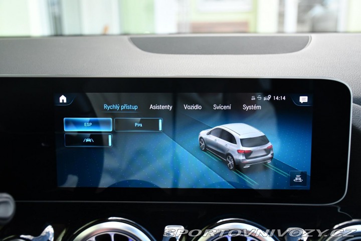 Mercedes-Benz Ostatní modely Třídy B 220d AMG K360°PANO ČR 2019