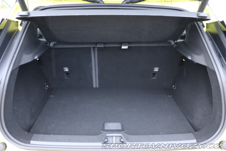 Volvo EX30 Essential 69kWh Twin Moto 2025