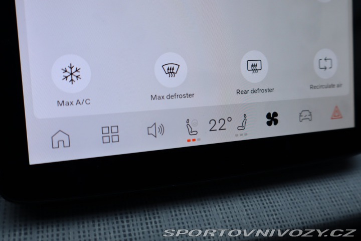 Volvo EX30 Essential 69kWh Twin Moto 2025