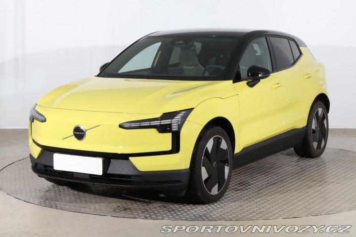 Volvo EX30 Essential 69kWh Twin Moto 2025