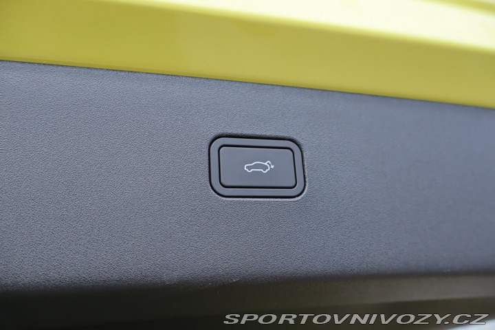 Volvo EX30 Essential 69kWh Twin Moto 2025