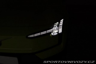 Volvo EX30 Essential 69kWh Twin Moto 2025