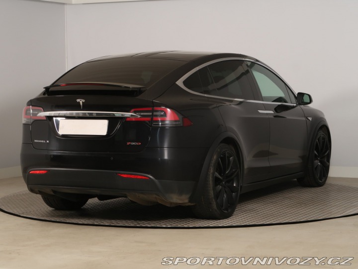 Tesla Model X P90D 2016