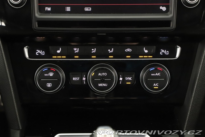 Volkswagen Ostatní modely Passat R-Line 2.0 BiTDI 2016