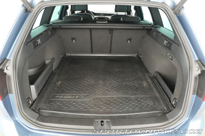 Volkswagen Ostatní modely Passat R-Line 2.0 BiTDI 2016