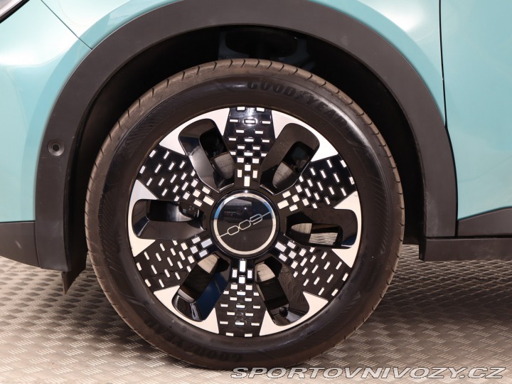 Fiat 600 600e La Prima 54 kWh 2024