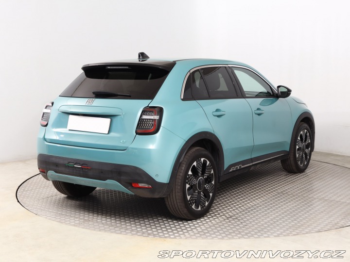 Fiat 600 600e La Prima 54 kWh 2024