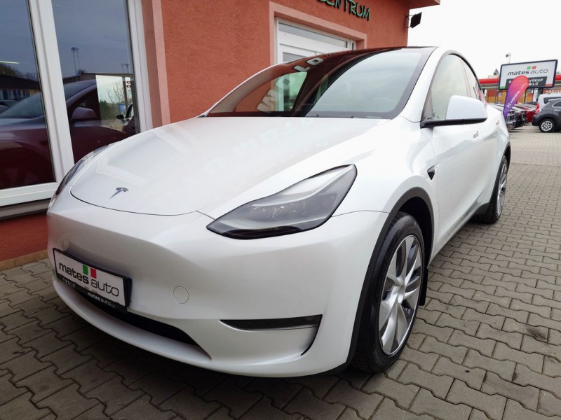 Tesla Model Y Long Range Dual Motor 378
