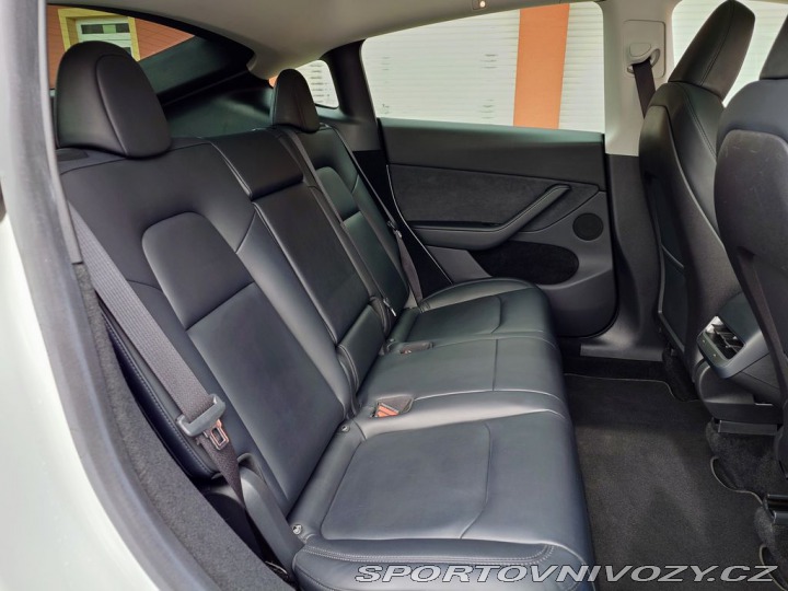 Tesla Model Y L.R. Dual Motor 378 REZER 2022