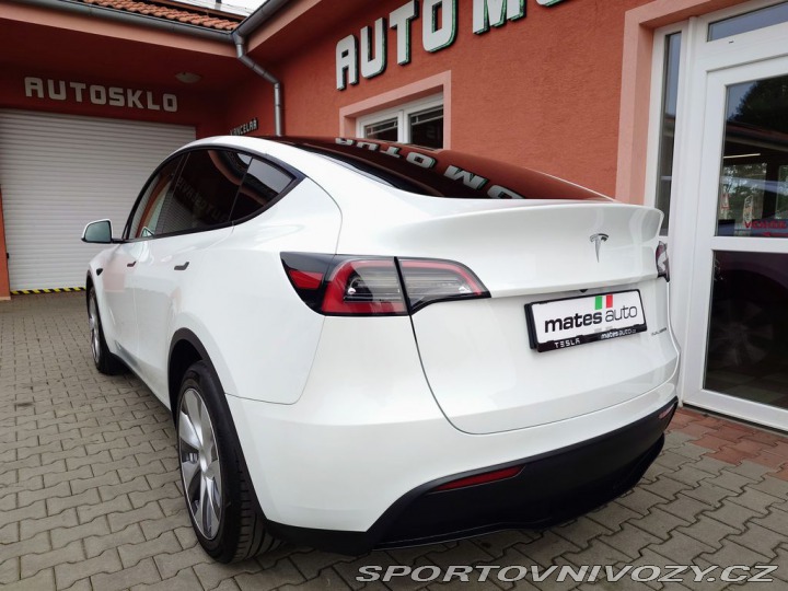 Tesla Model Y Long Range Dual Motor 378 2022