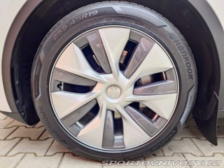 Tesla Model Y Long Range Dual Motor 378 2022