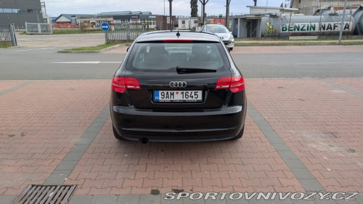 Audi A3 2,0   103 kW s automatick 2011