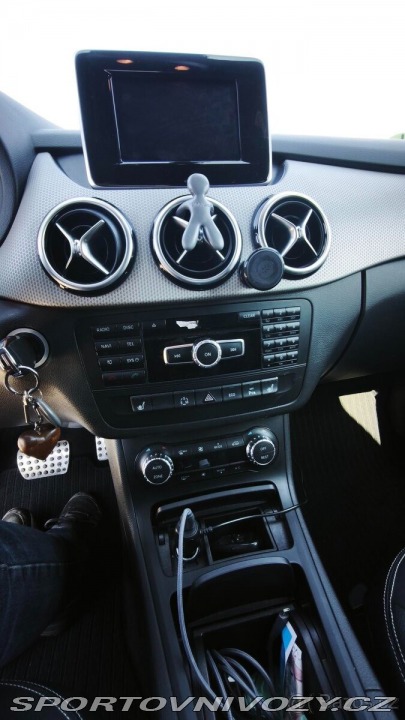 Mercedes-Benz Ostatní modely AMG One 2,2   CDI 125kw AMG paket 2014