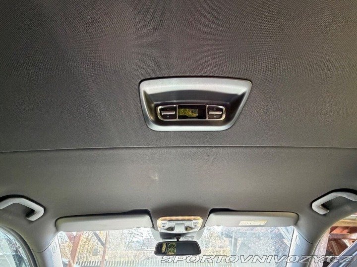 Mercedes-Benz Ostatní modely Třídy V 2,0   250 4x4 2021 2021