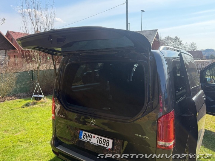 Mercedes-Benz Ostatní modely Třídy V 2,0   250 4x4 2021 2021