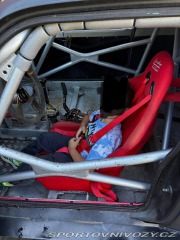 Opel Kadett Závodní auto 1800