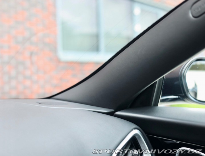 Aston Martin DB11 DB11 4.0 V8 375KW, 360ka 2020