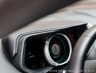 Aston Martin DB11 DB11 4.0 V8 375KW, 360ka 2020