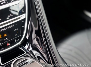 Aston Martin DB11 DB11 4.0 V8 375KW, 360ka 2020