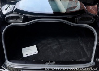 Aston Martin DB11 DB11 4.0 V8 375KW, 360ka 2020