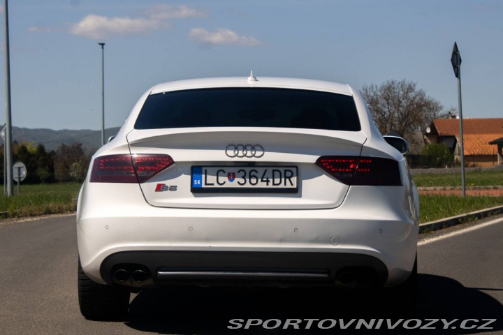 Audi S5 3.0 TFSI 245kW AT6 / NA 2010