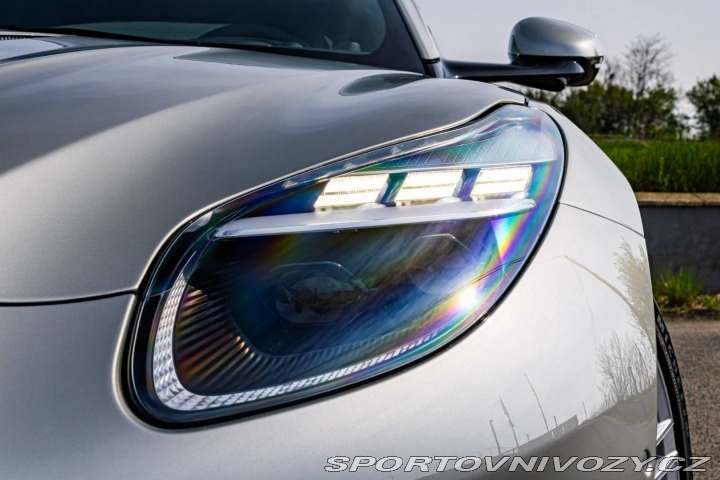 Aston Martin DB12 Goldfinger 007 Edition 1 2026